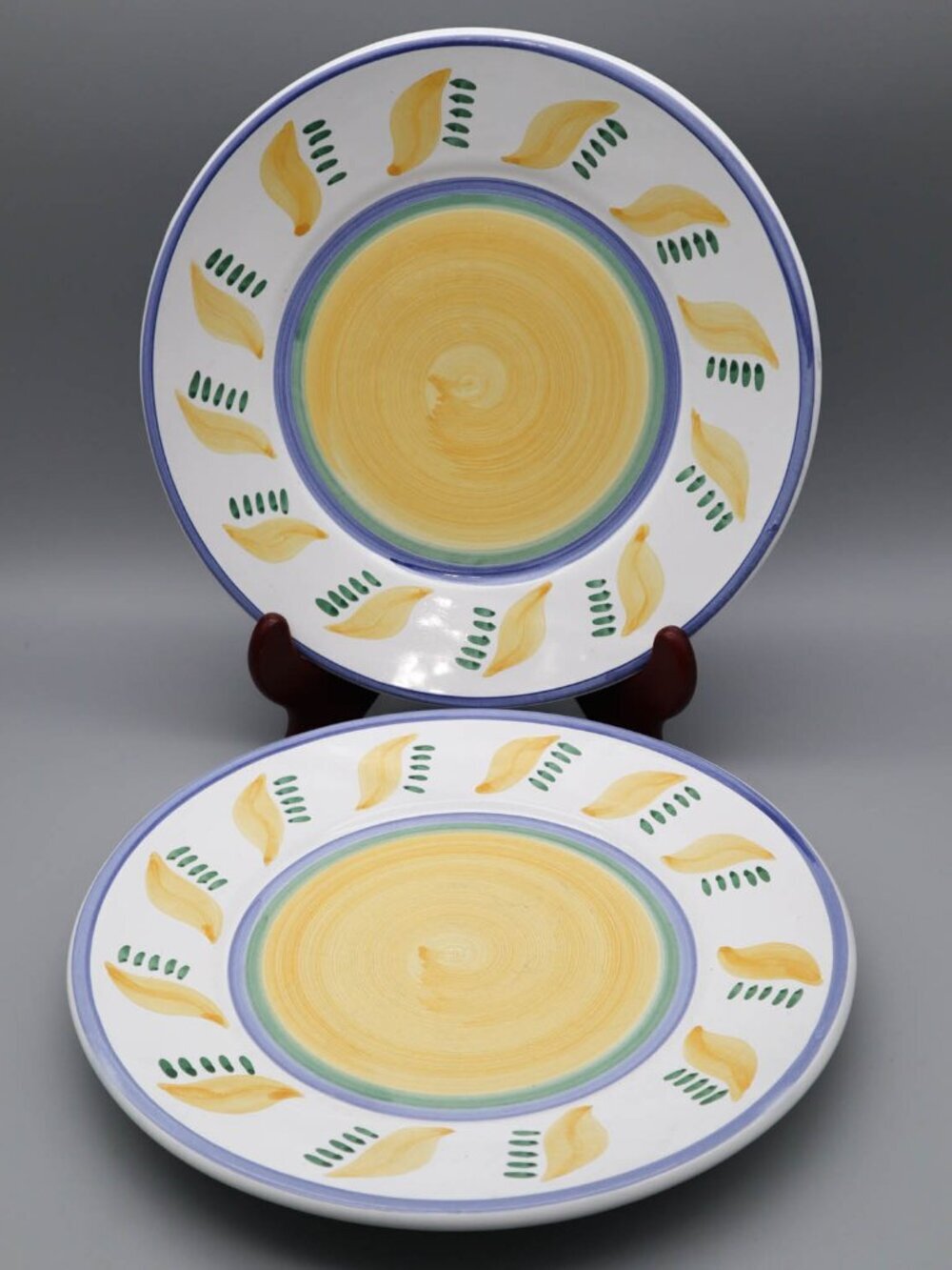 Williams Sonoma Tornesol Italian Pottery Salad Luncheon Plates Yellow Green Blue
